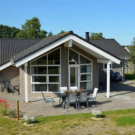 Three-bedroom Holiday In Sjolund 3 Vakantiehuis *